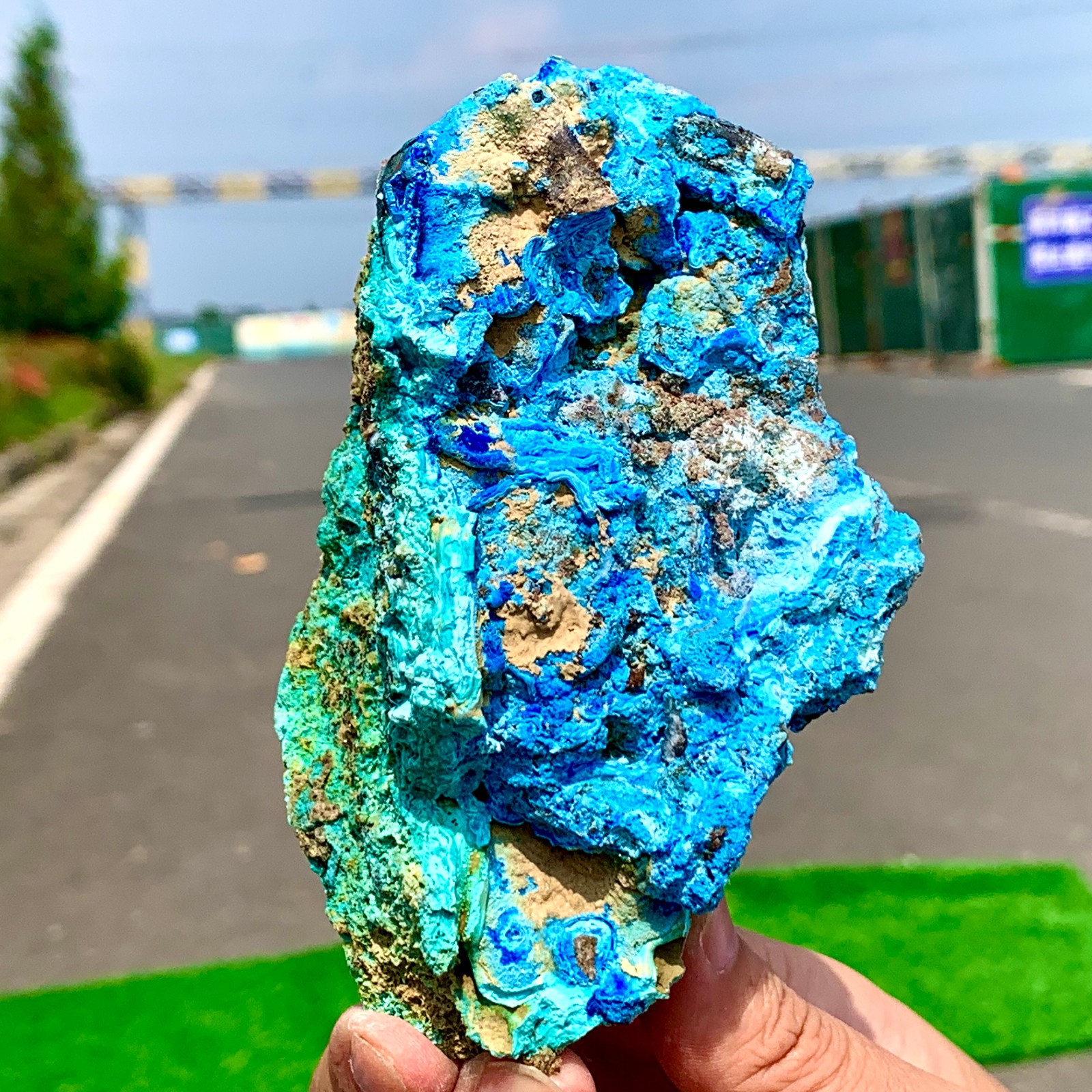383G New Find rare gibbsite Primitive mineral specimen