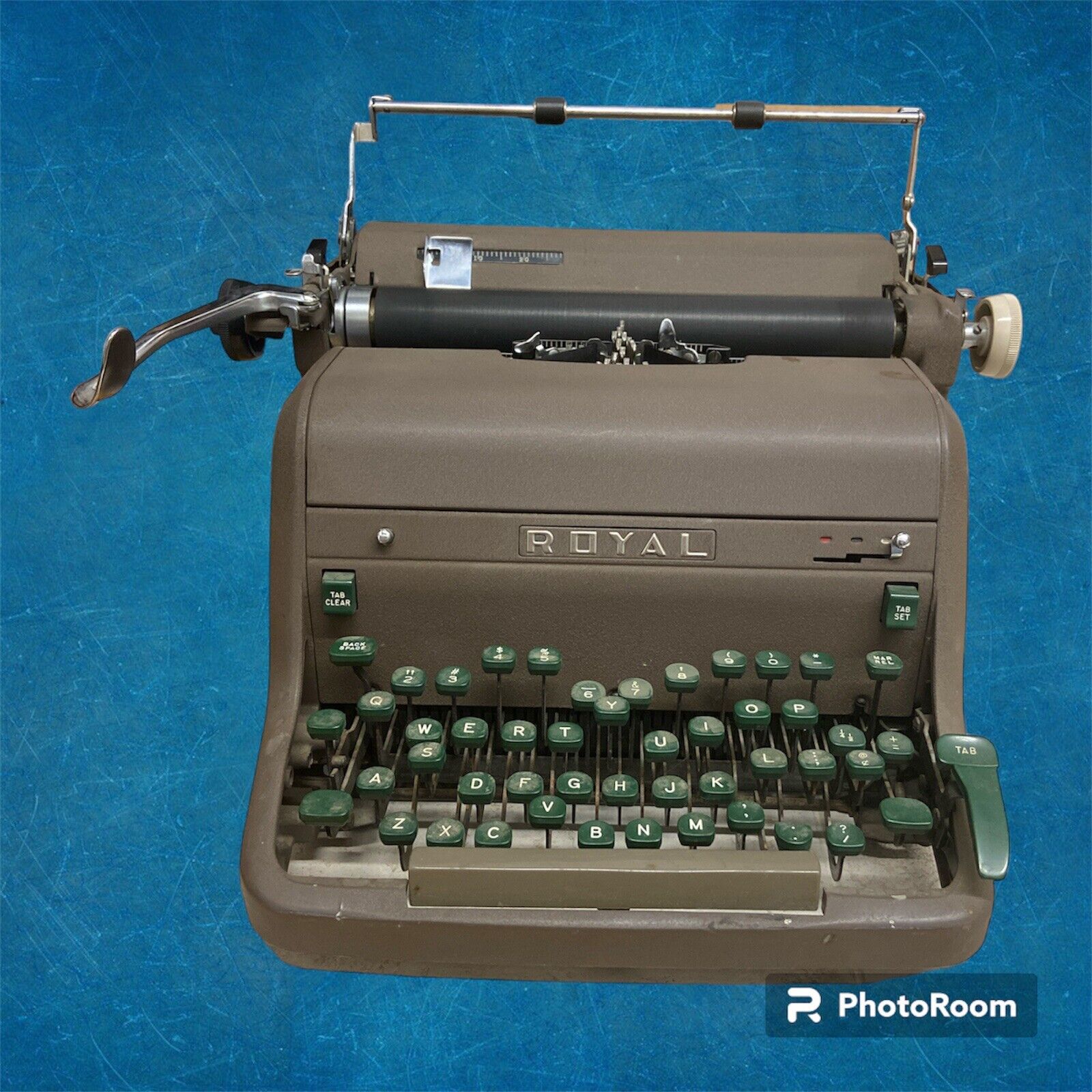 1952 Royal HHE Working Vintage Desktop Typewriter UNTESTED