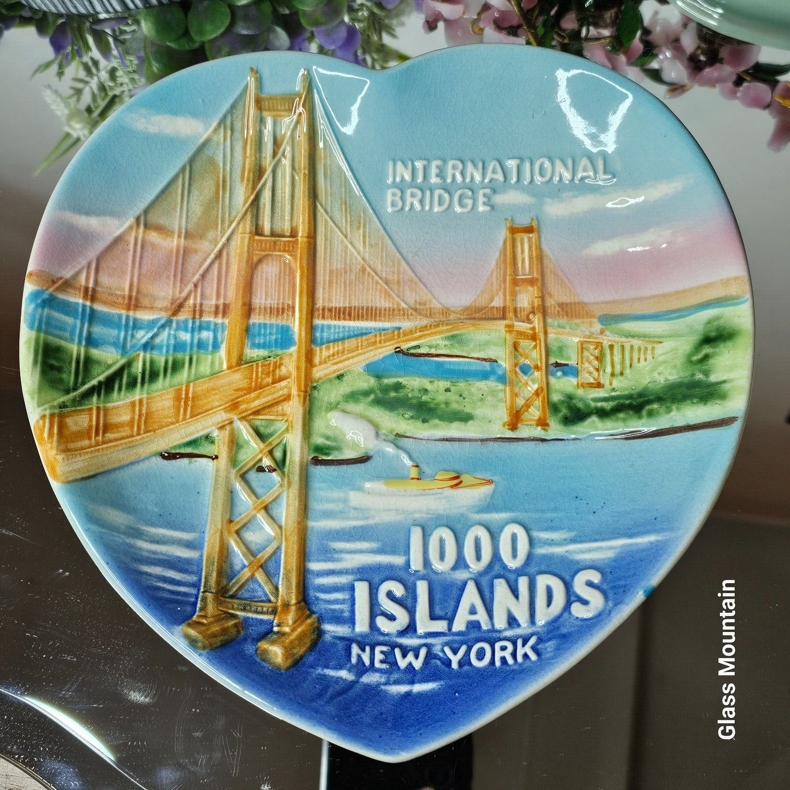 Vintage 1000 Islands New York Heart Shaped Crackle Glaze Ceramic Wall Plaque