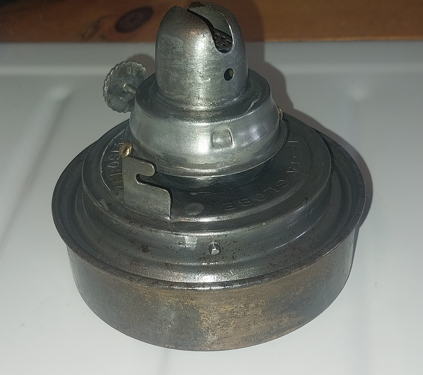 1907 ANTIQUE DIETZ VESTA RAILROAD FUEL FOUNT TANK  AND BURNER - ALL ORIGINAL 