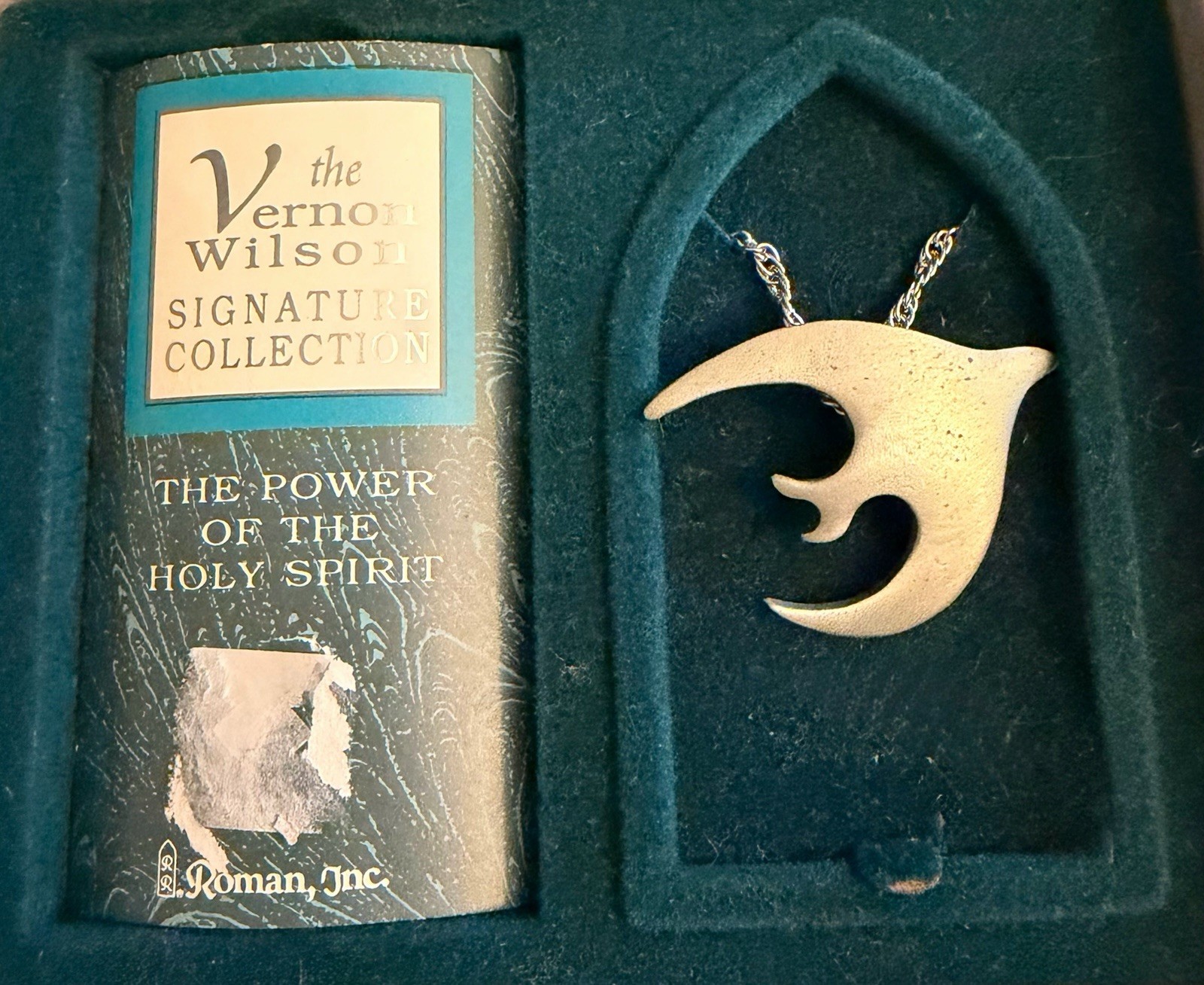 1997 Vernon Wilson Holy Spirit Dove Necklace Roman Inc Original Box Card