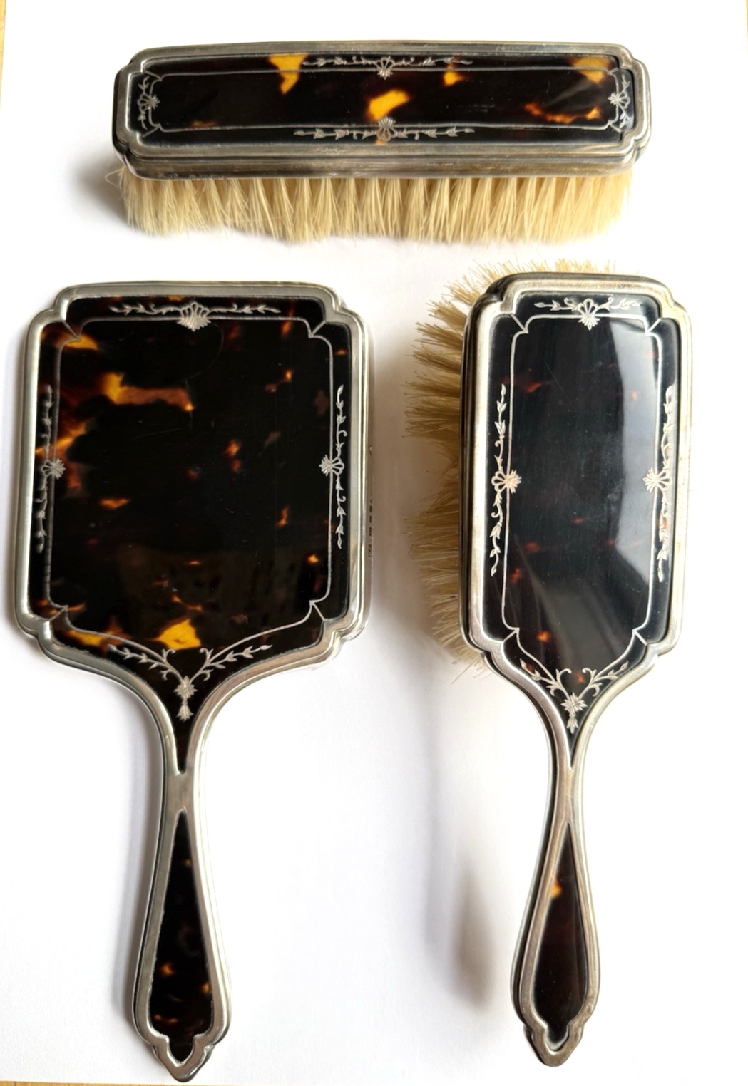 ANTIQUE SOLID SILVER FAUX TORTOISESHELL BRUSH SET & MIRROR. VANITY. LONDON 1908
