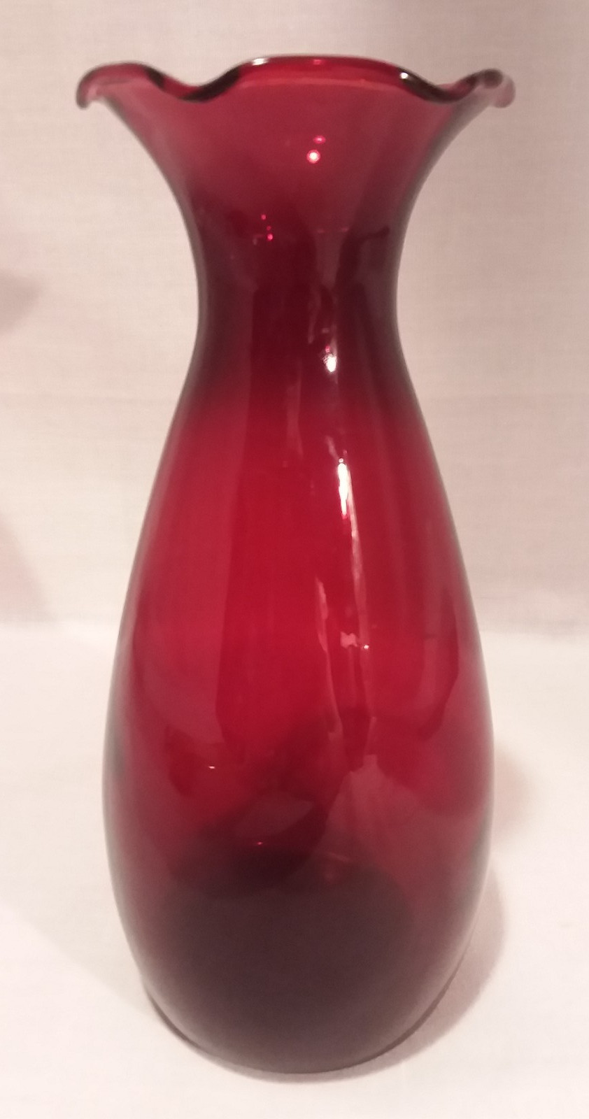 Anchor Hocking Ruby Red Glass Ruffle Vase 6.5” Tall x 3 Anchor Hocking Ruby Red Glass Ruffle Vase 6.5” Tall x 3