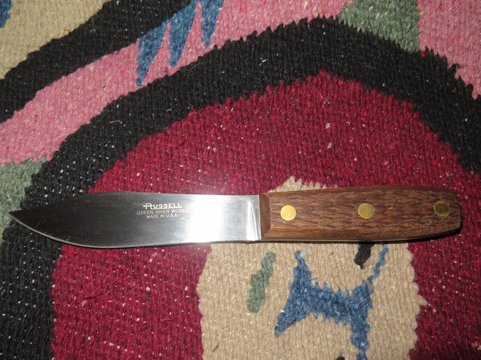 Original Genuine J. Russell & Co Green River Knife w/Beachwood Handle and Sheath