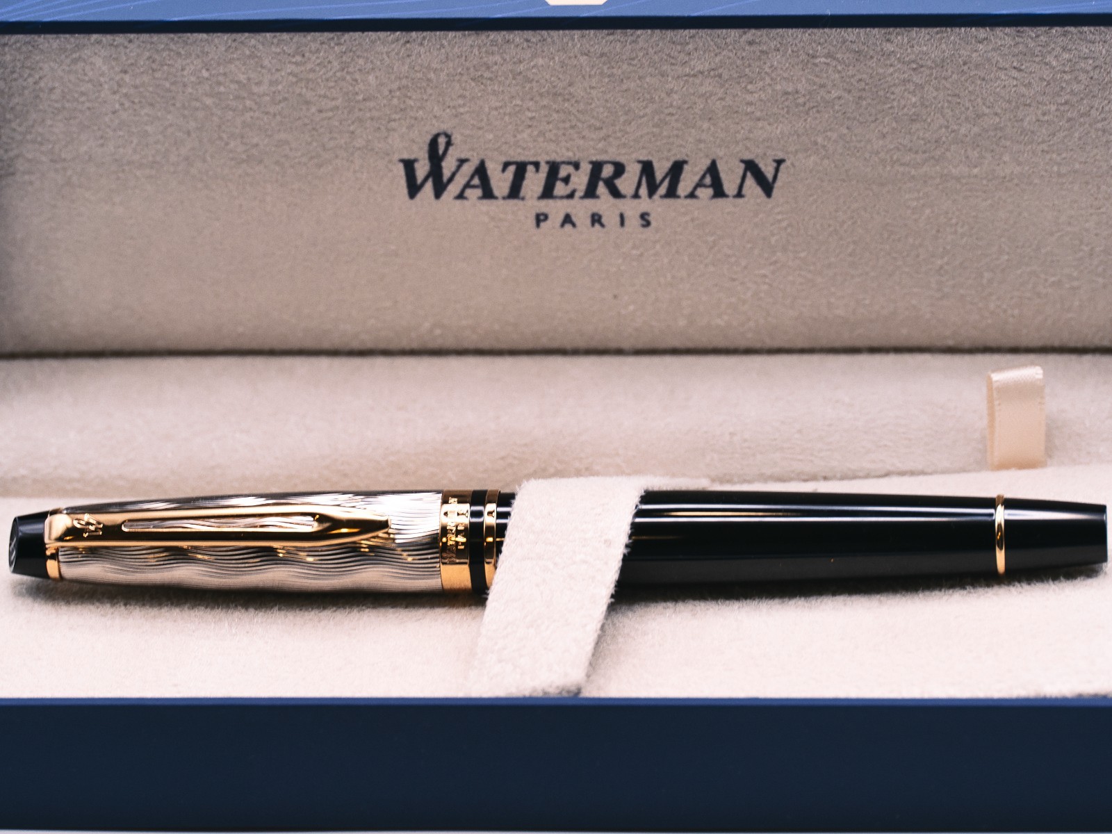 STUNNING Waterman Expert Reflections of Paris Rollerball Pen
