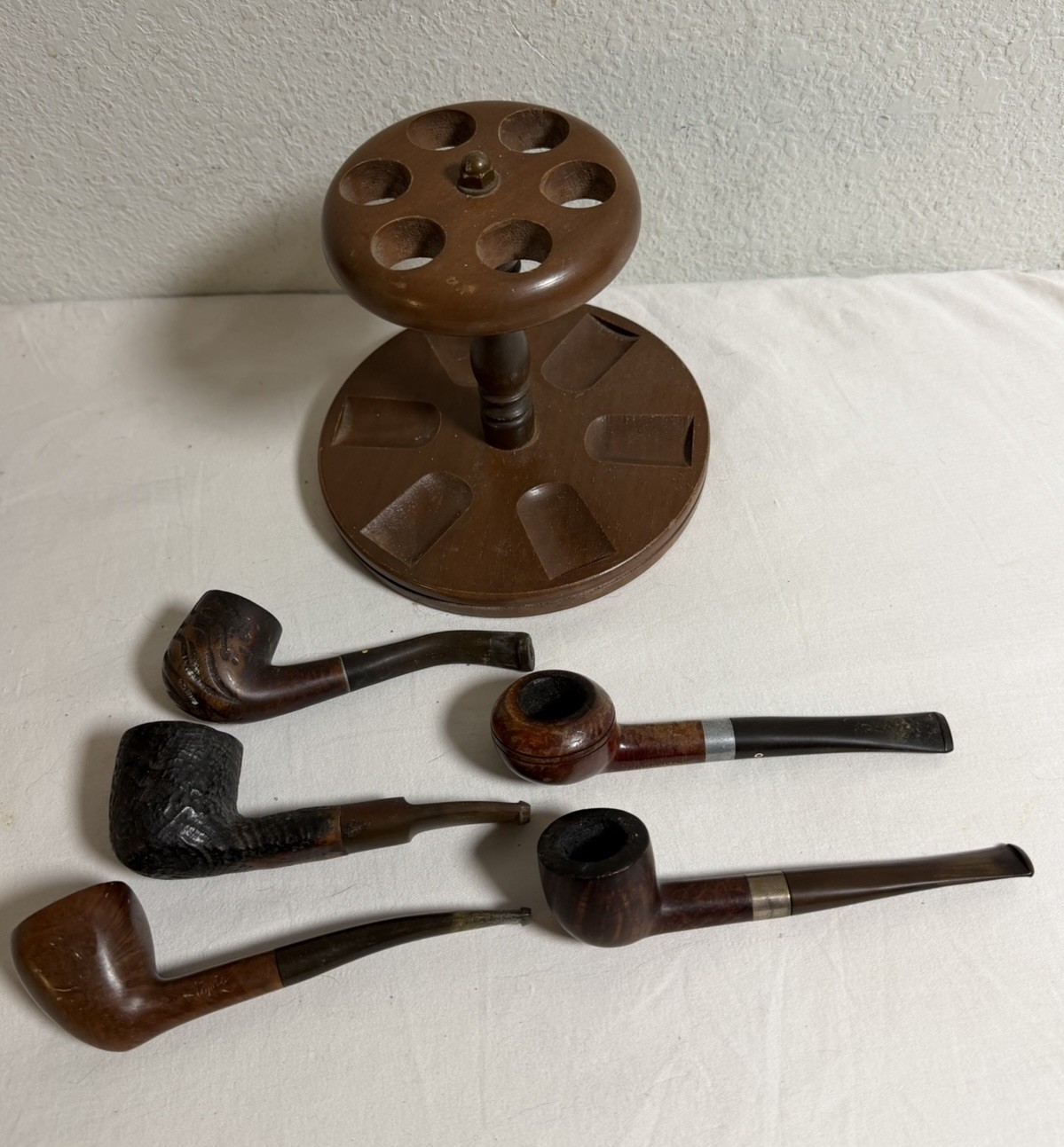 Lot Of 5 Vintage Smoking Pipes 1 STERLING Band Kaywoodie Estate Lot With Stand