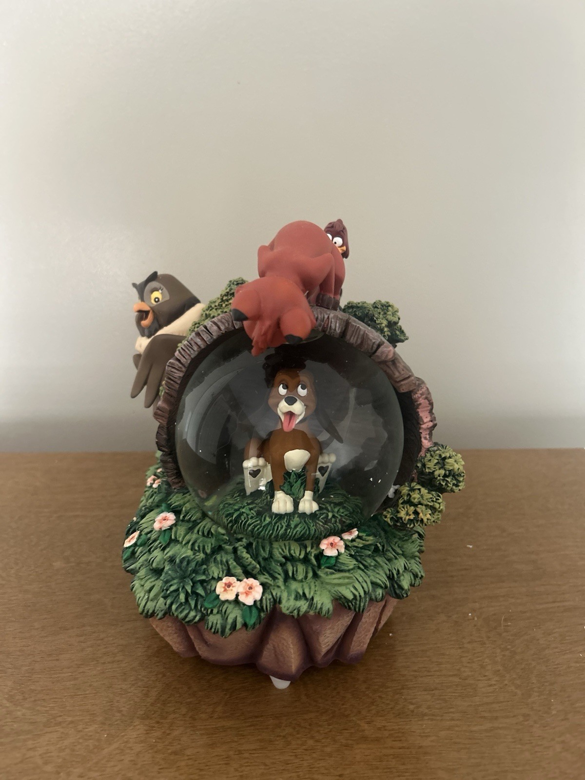 Disney 1977 Fox and the Hound Snow Globe