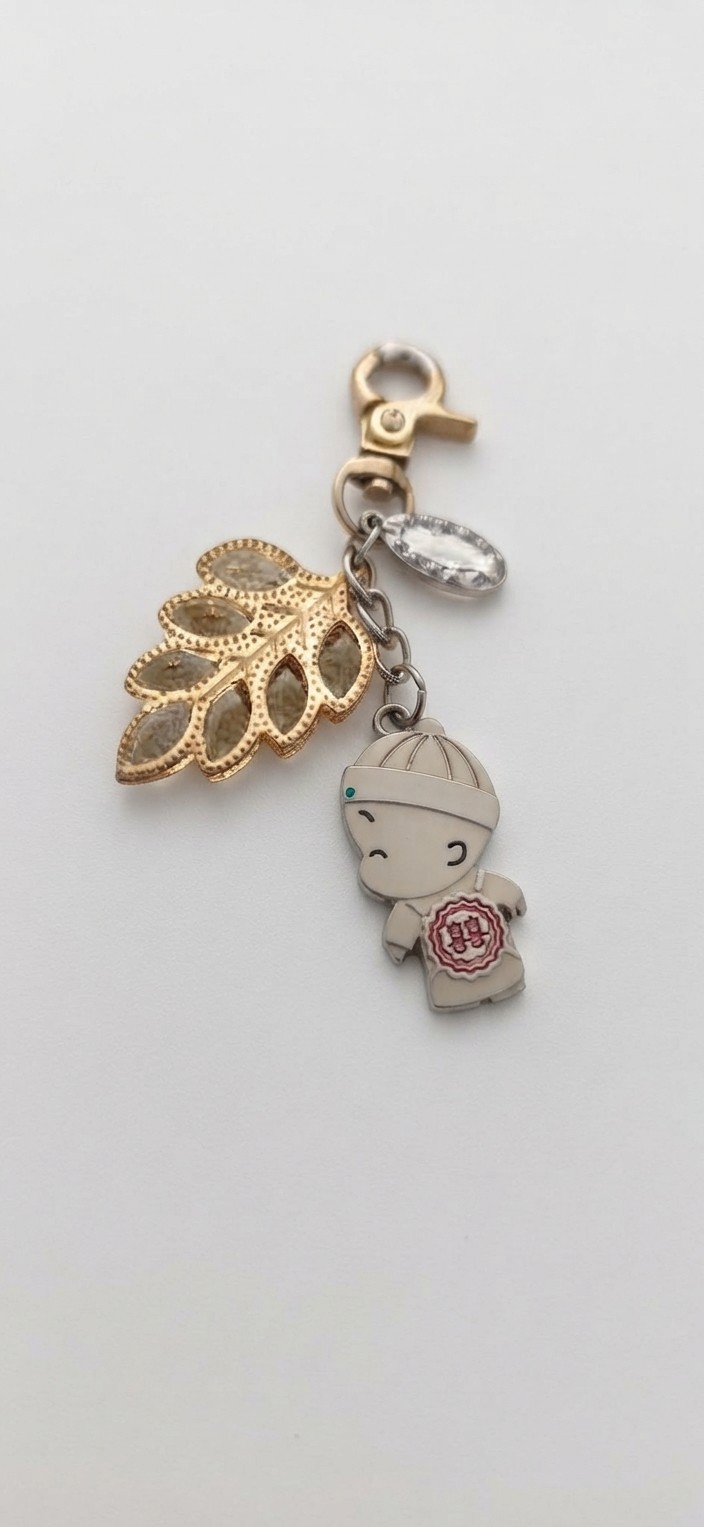 Cute Little Boy Figurine Leaf Charm Keychain Metal Key Ring Bag Accessory Gift
