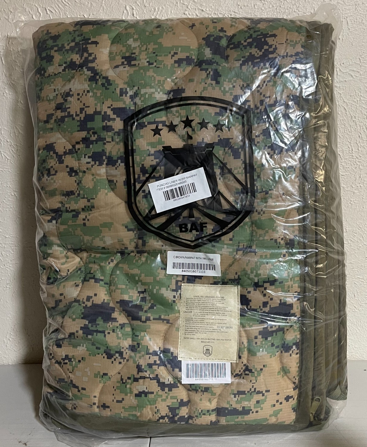USMC MARPAT Wet Weather Poncho Liner ZIPPER NSN:8405-01-607-1111 BAF BRAND NEW USMC MARPAT Wet Weather Poncho Liner ZIPPER NSN:8405-01-607-1111 BAF BRAND NEW