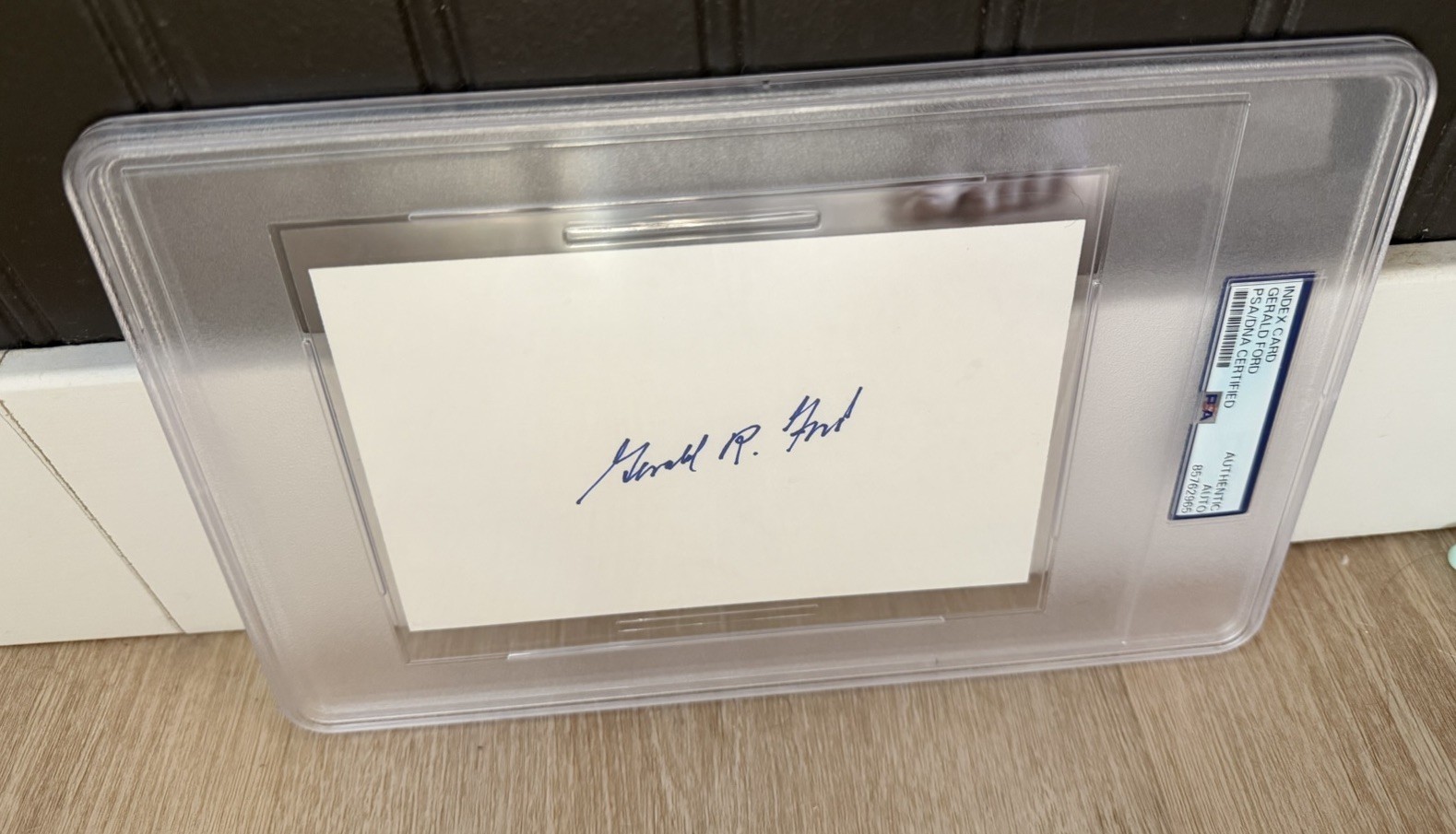 Gerald Ford Autographed Signed 4x6 Index Card USA President Auto PSA SLABBED