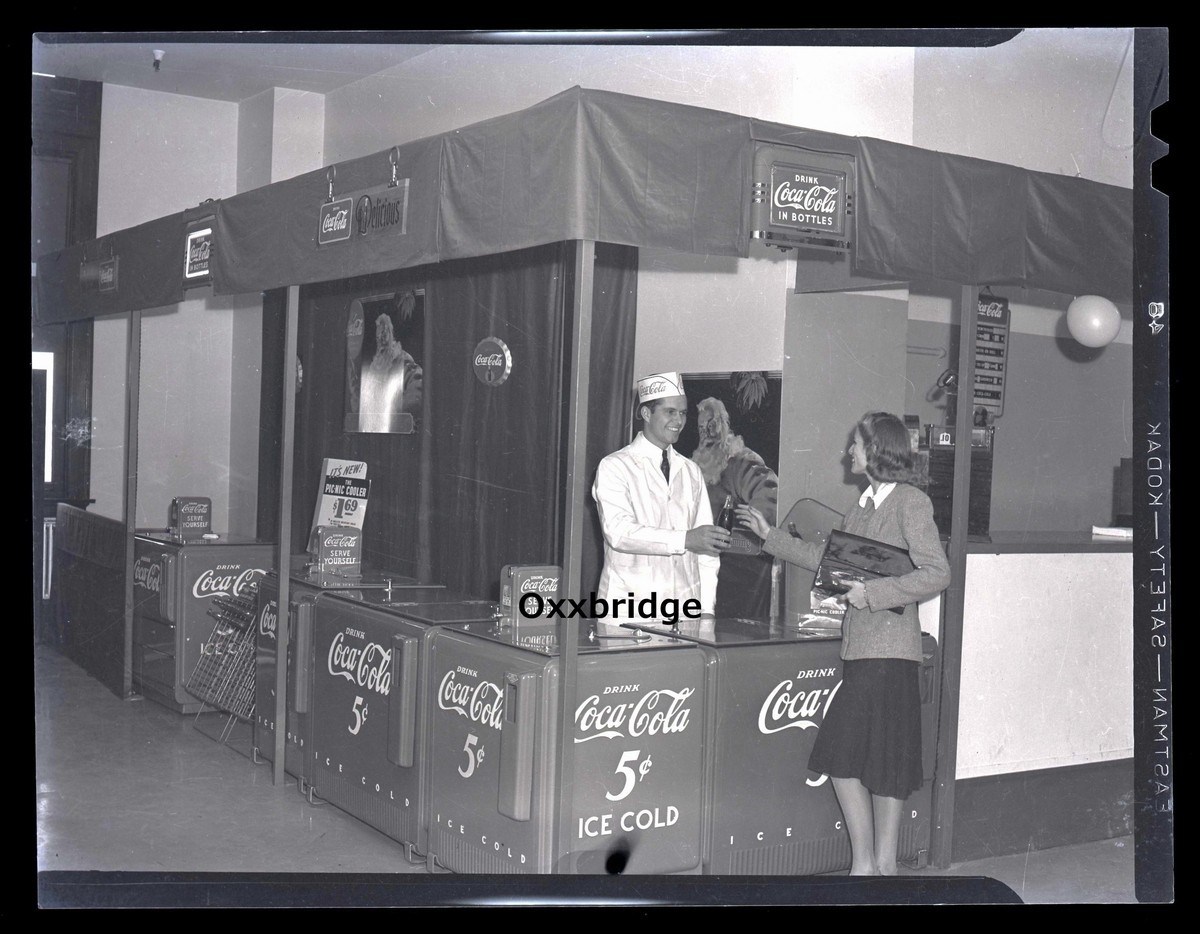 Coca Cola Exhibit 1940 Westinghouse Cooler Santa Claus Poster Sign Photo N Q9971