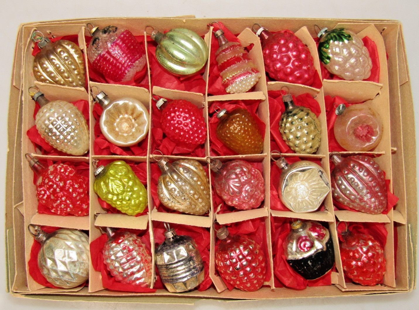 Lot VTG Glass Feather Tree BERRY HEART BALL Ribbed Christmas Ornaments Germany