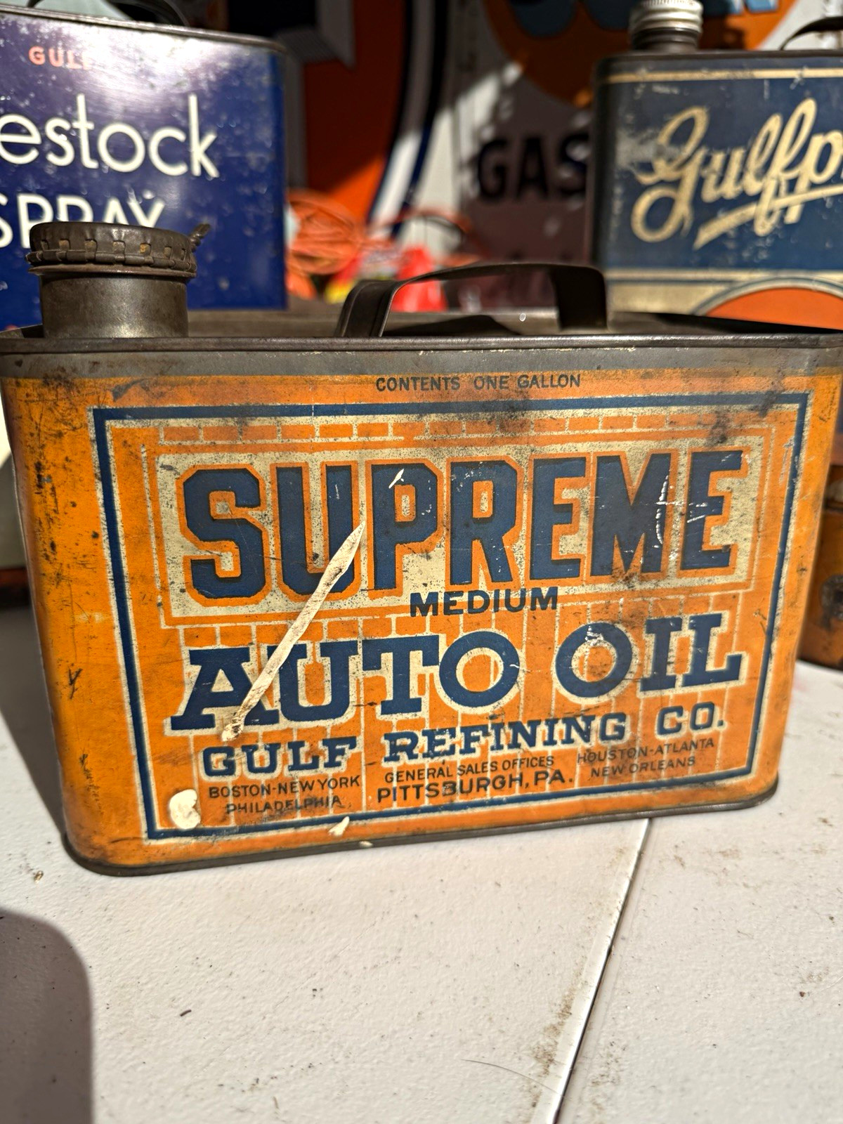 Gulf Supreme Medium Auto Oil Advertising Can 1 Gallon Gas & Oil