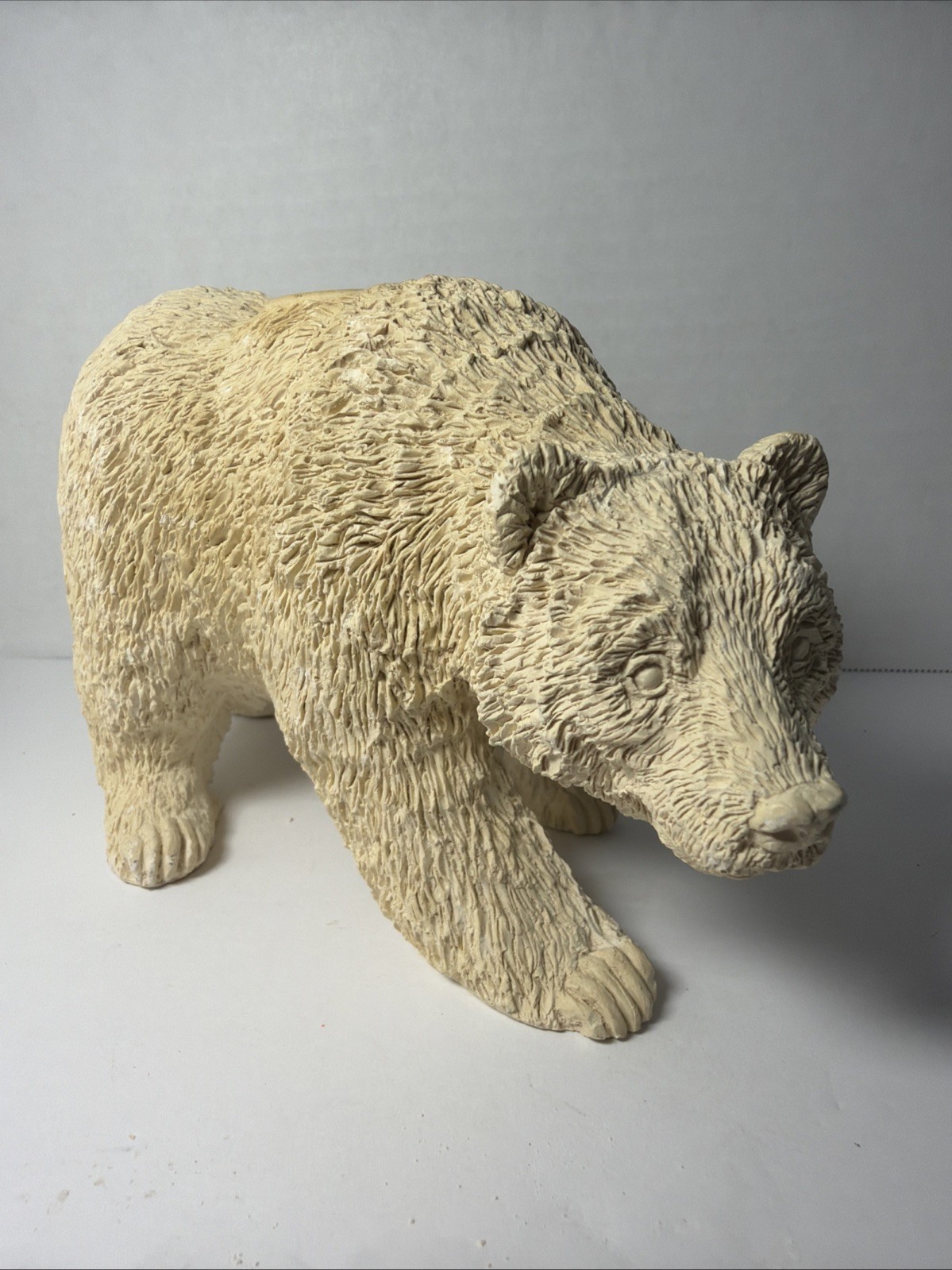 Vintage 1992 United designs Polar Bear Heavy Stone Resin Texture Candle Holder