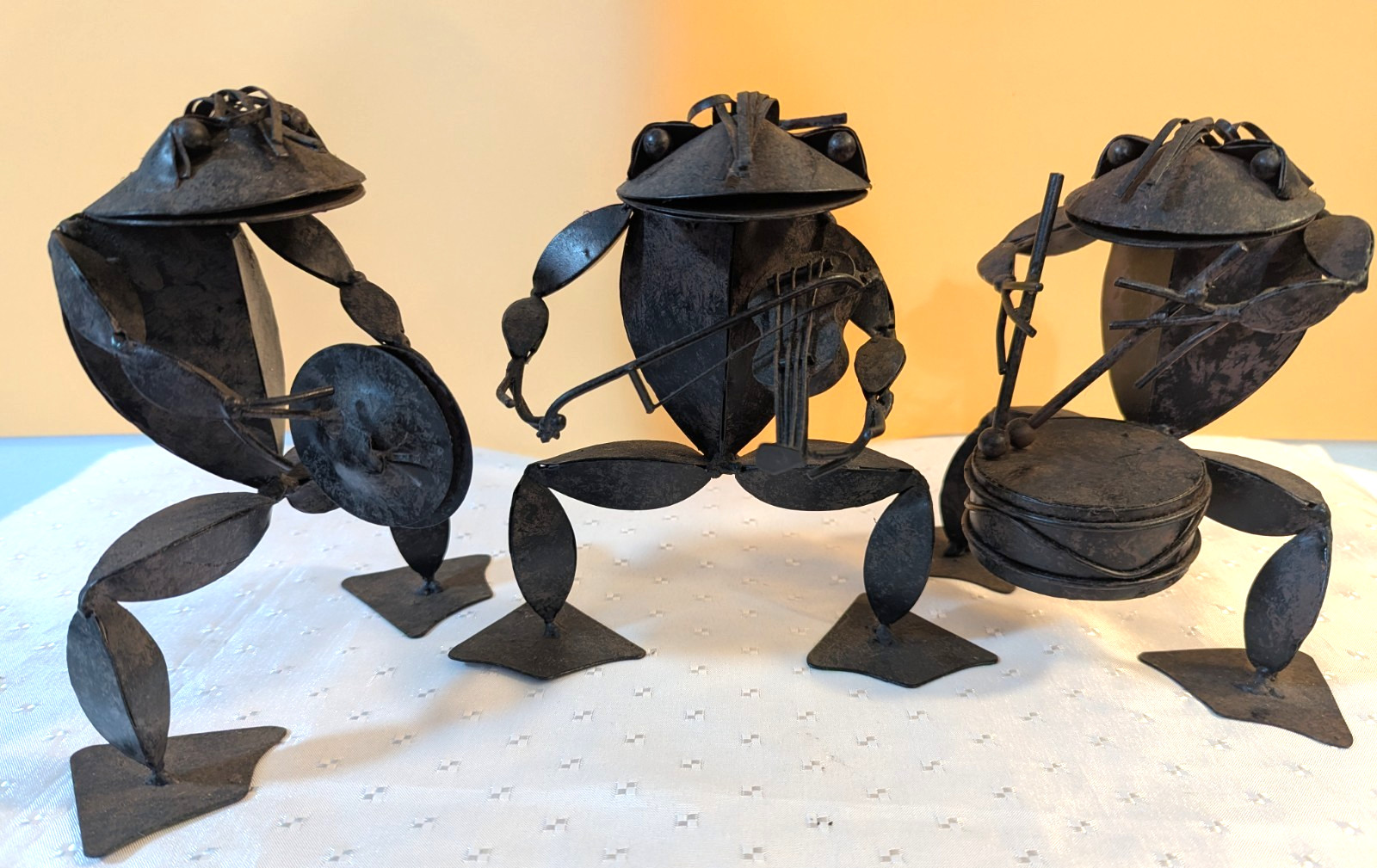 Vtg-Handcrafted Metal Frog Musicians Figurines-Set Of 3-Industrial Folk Art- 7\
