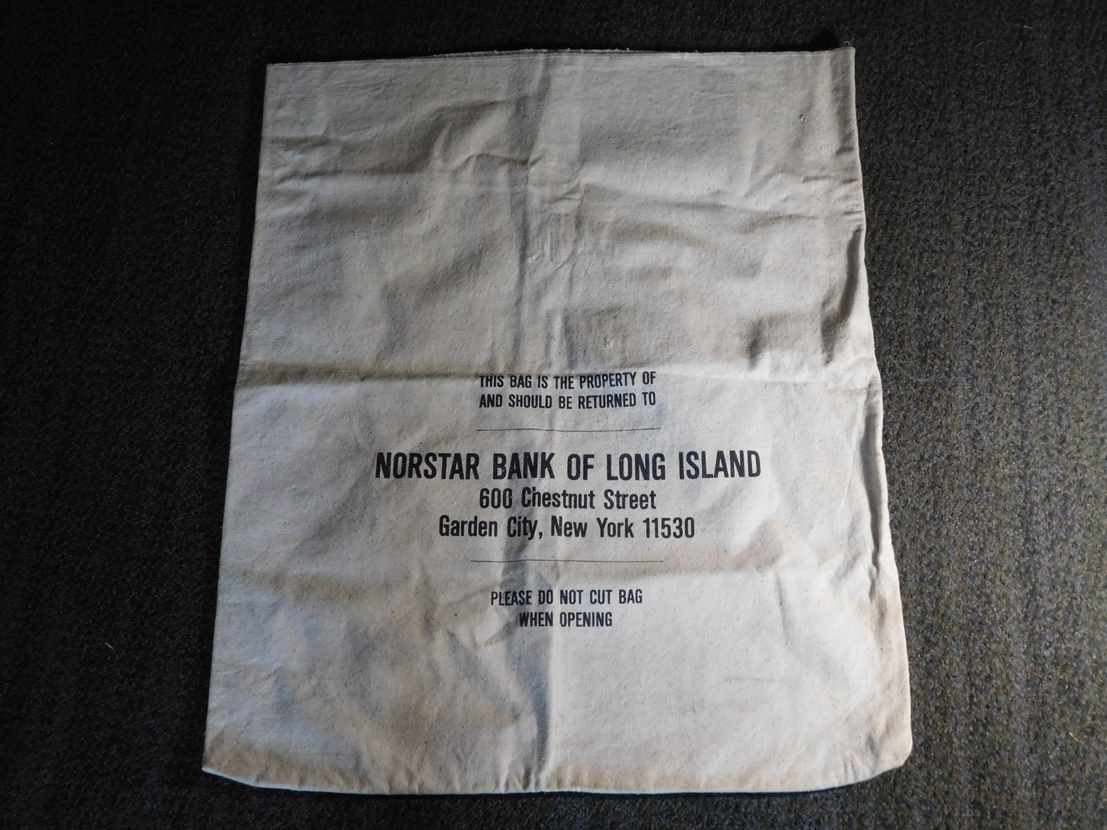 VINTAGE LARGE BANK BAG 29\ VINTAGE LARGE BANK BAG 29\