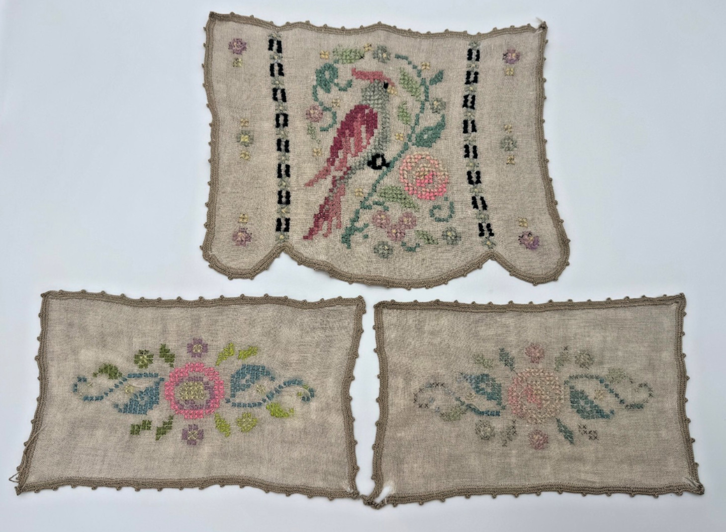 Antique Linen Cross Stitch Vanity Set 3 Pc Red Bird Floral Crochet Picot Estate