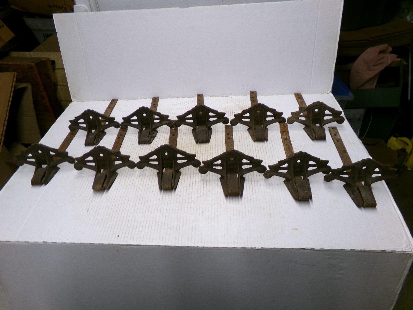 Antique Cast Iron Roof Guard SnowBirds Lot S & S Mfg Co Slatington Pa First Pat