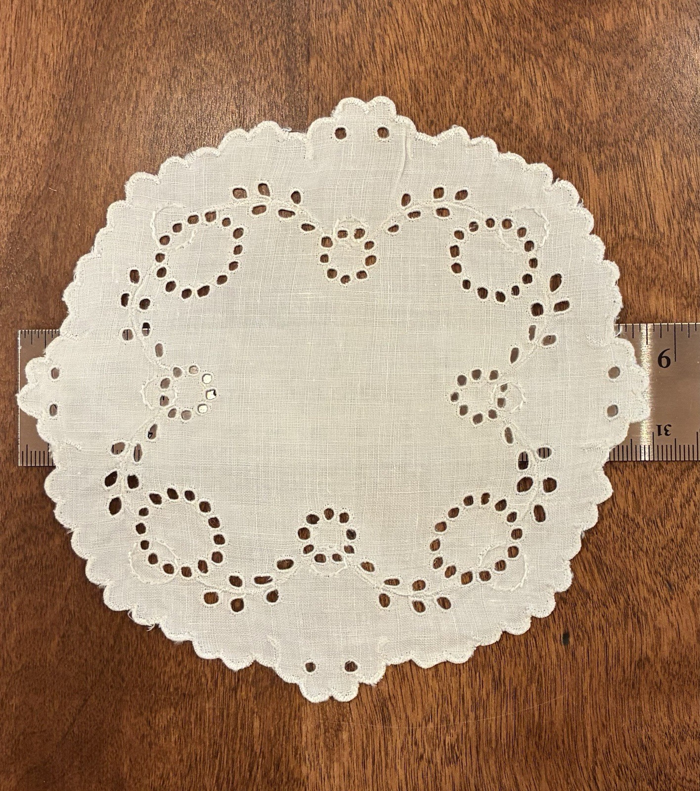 Vintage Handmade Whitework Linen Doilies w/Eyelet Lace Embroidery Scallops 5.75”