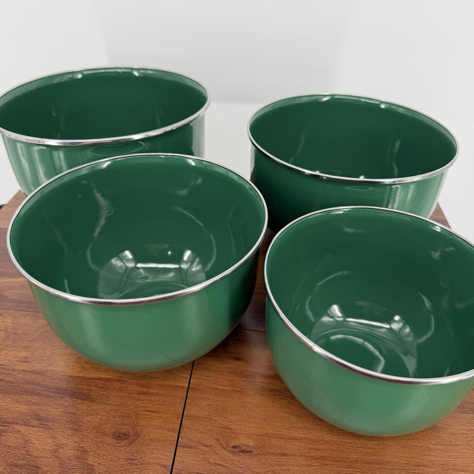 VTG 1960s Emalox Norway Green Enamel Aluminum Nesting Bowls Set of 4 Mid Century