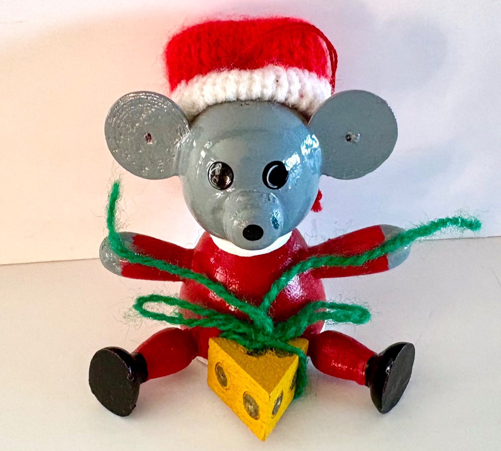 Vintage 1979 DAKIN & CO. Wood Christmas Ornament~ Mouse With Cheese 2 1/4