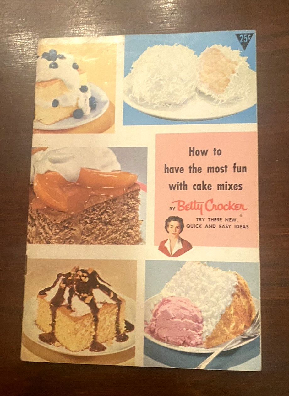 Betty Crocker Cake Mix Ideas  Booklet  1950\'s Plus Wilton Icing brochures