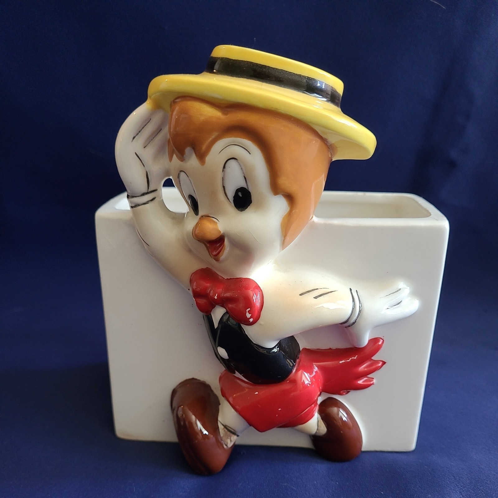 Walter Lantz Homer Pigeon ceramic planter Napco 1958