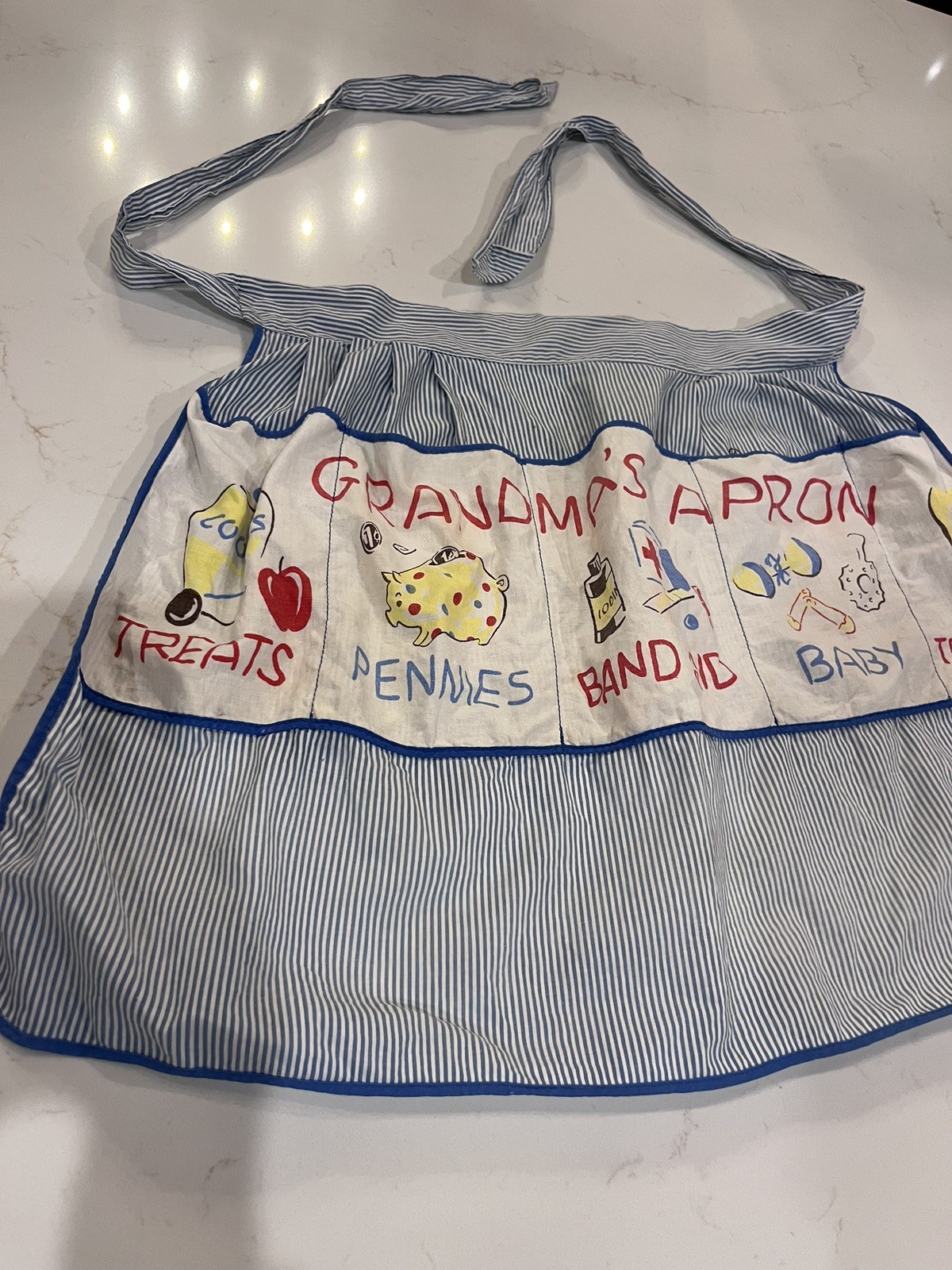 Vintage Grandma’s Apron Half Apron Treats to Tranquilizers Grandmacore Granny