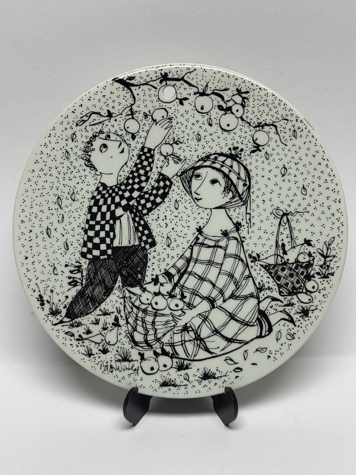Oktober Paradis Bjorn Wiinblad Nymolle Denmark Black Round Wall Plaque Ceramic