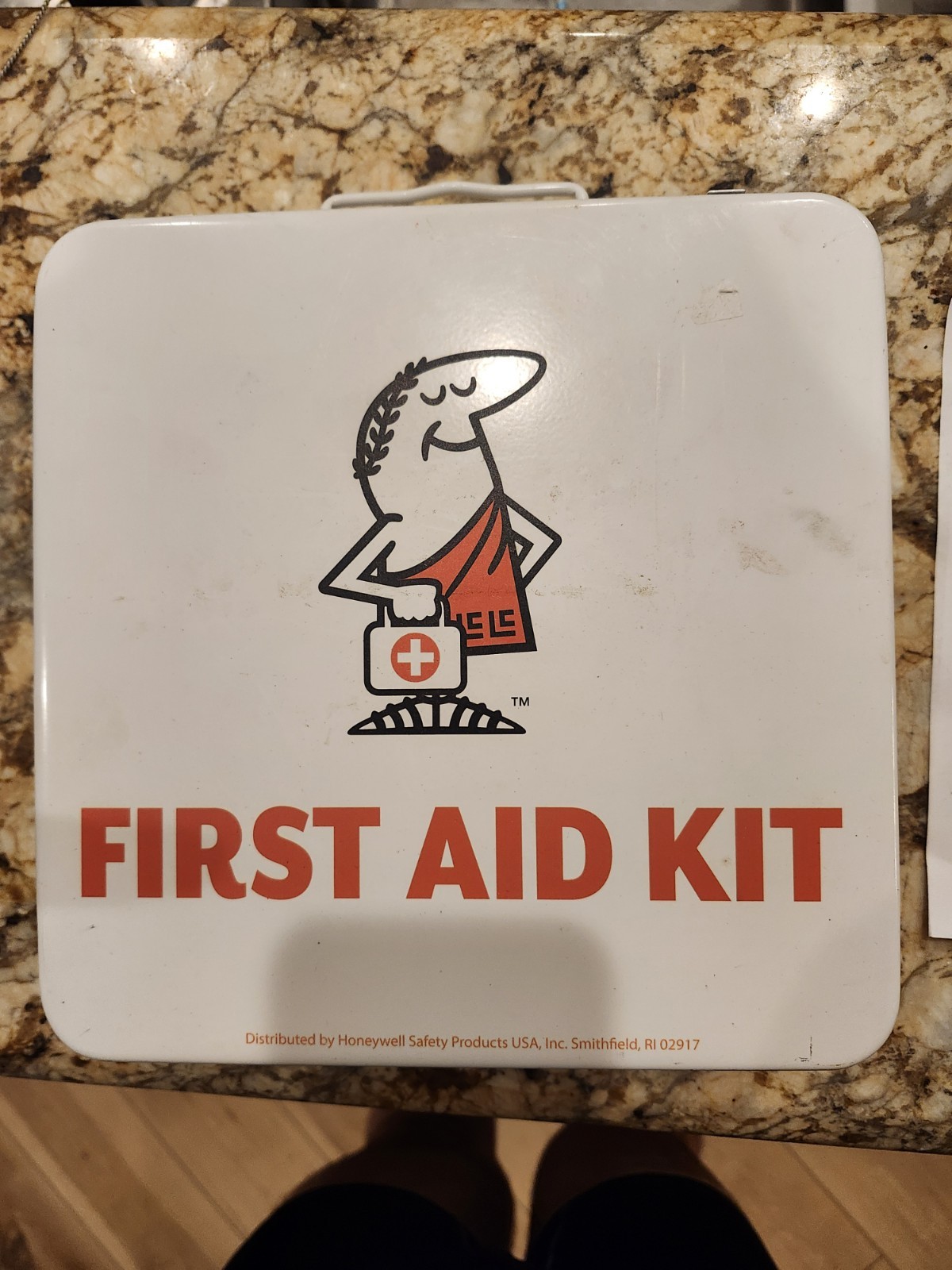 Little Caesars Pizza Metal Wall Mount First Aid Box Kit, 9.5\