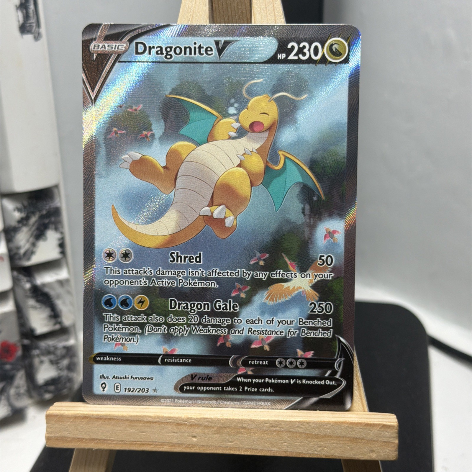 Pokémon TCG Dragonite v Evolving Skies 192/203 Holo Ultra Rare