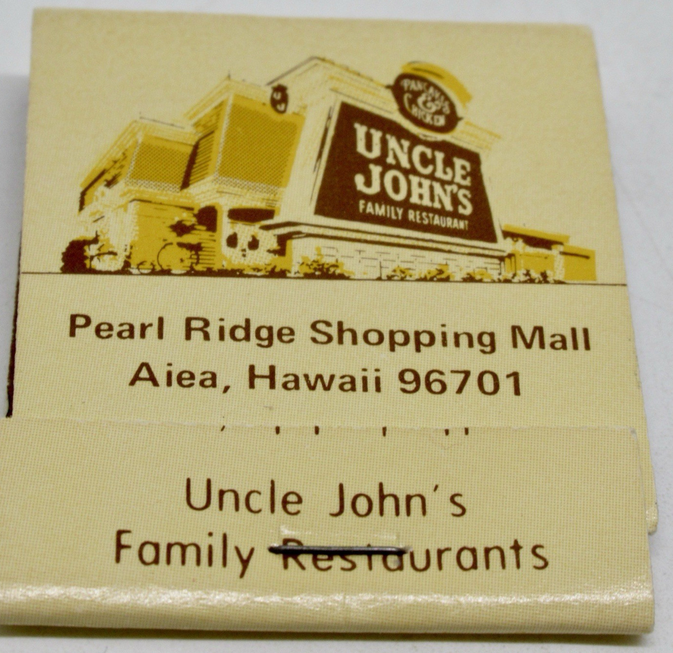 Uncle John\'s Family Restaurants Aiea Hawaii Pear Ridge Shopping Mall Matchbook