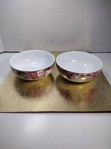 VTG Porcelain Soup Bowls Fine China made in Korea Very pretty Gold Trim Sett of2