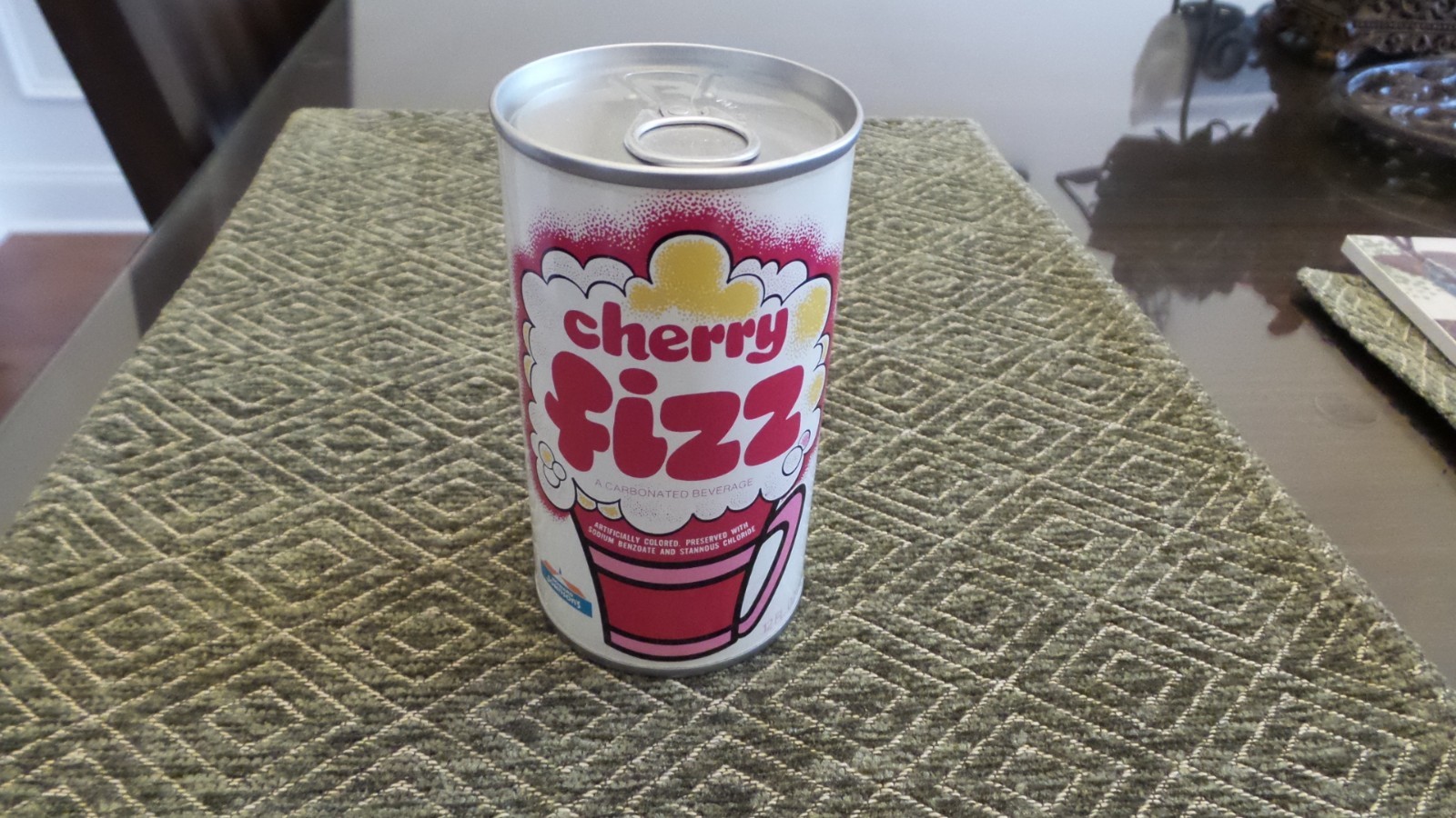 Rare Vintage Howard Johnson Cherry Fizz Test Can Rare Vintage Howard Johnson Cherry Fizz Test Can