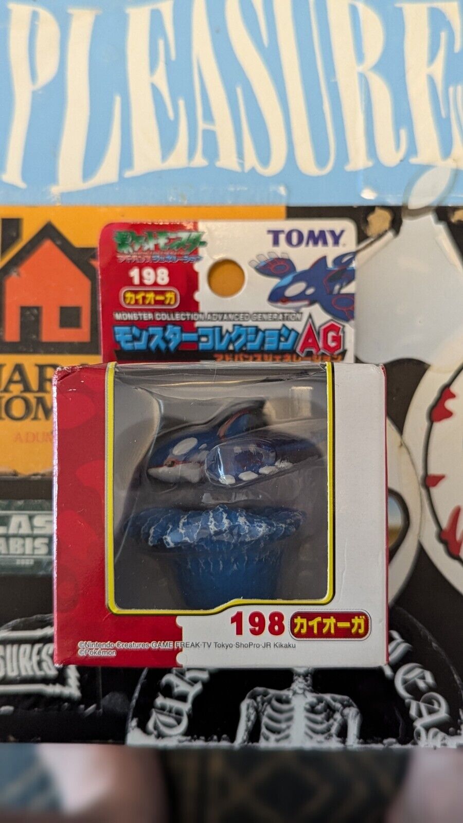Kyogre Pokemon TOMY Monster Collection AG #198 *SEALED*