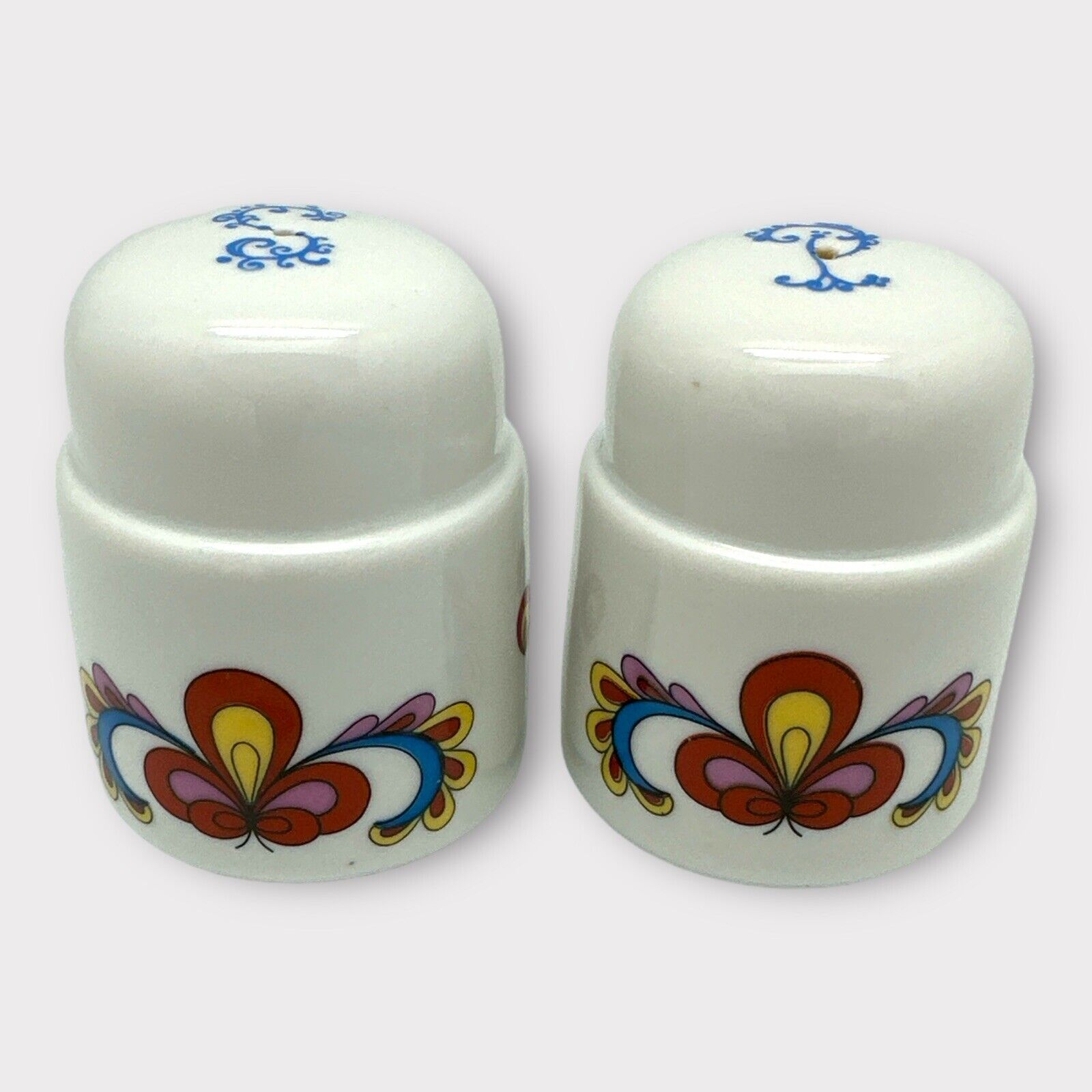 Vntg Porsgrund FARMERS ROSE SALT and PEPPER ShakerS Blue S & P On Top Norway