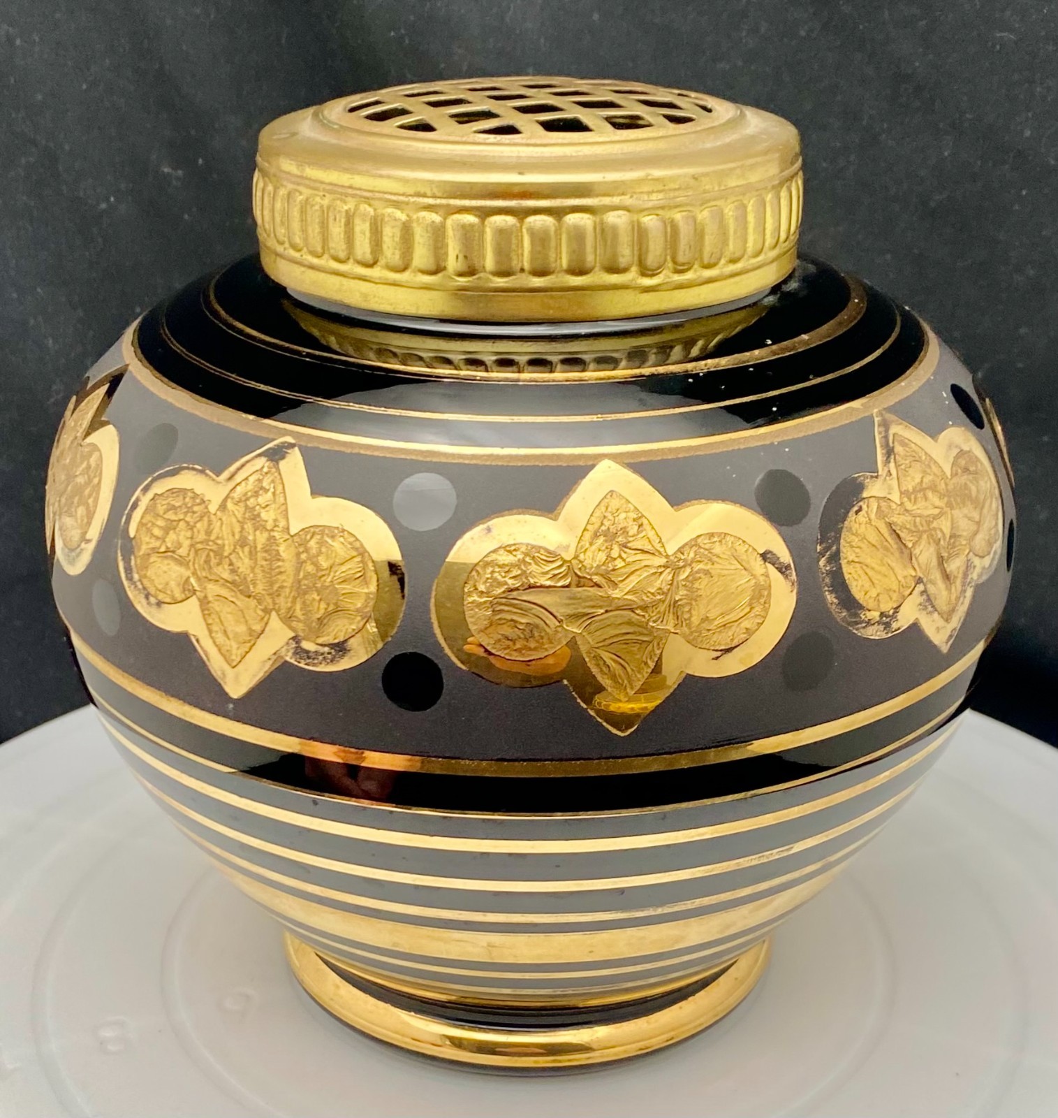 ANTIQUE ART DECO BLACK HYALITE GLASS ROSE BOWL 7