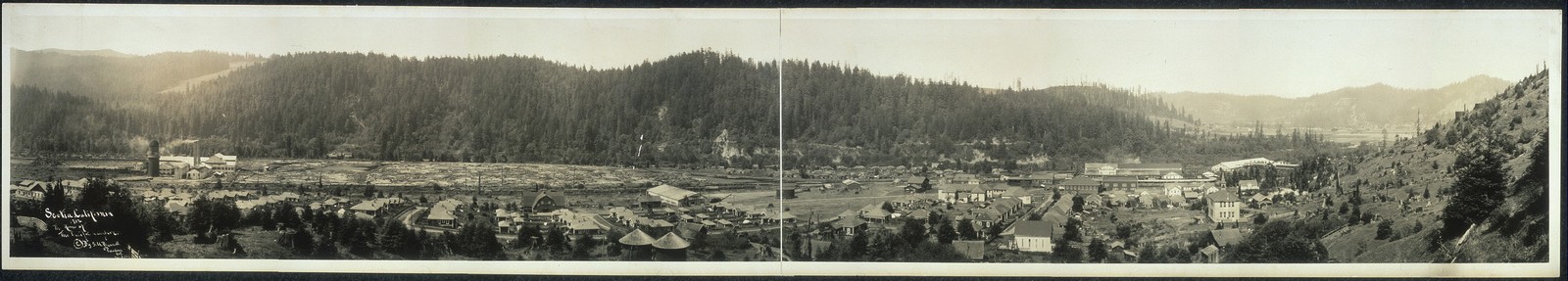 Photo:Scotia, California, 1912, the home of the Pacific Lumber Co.