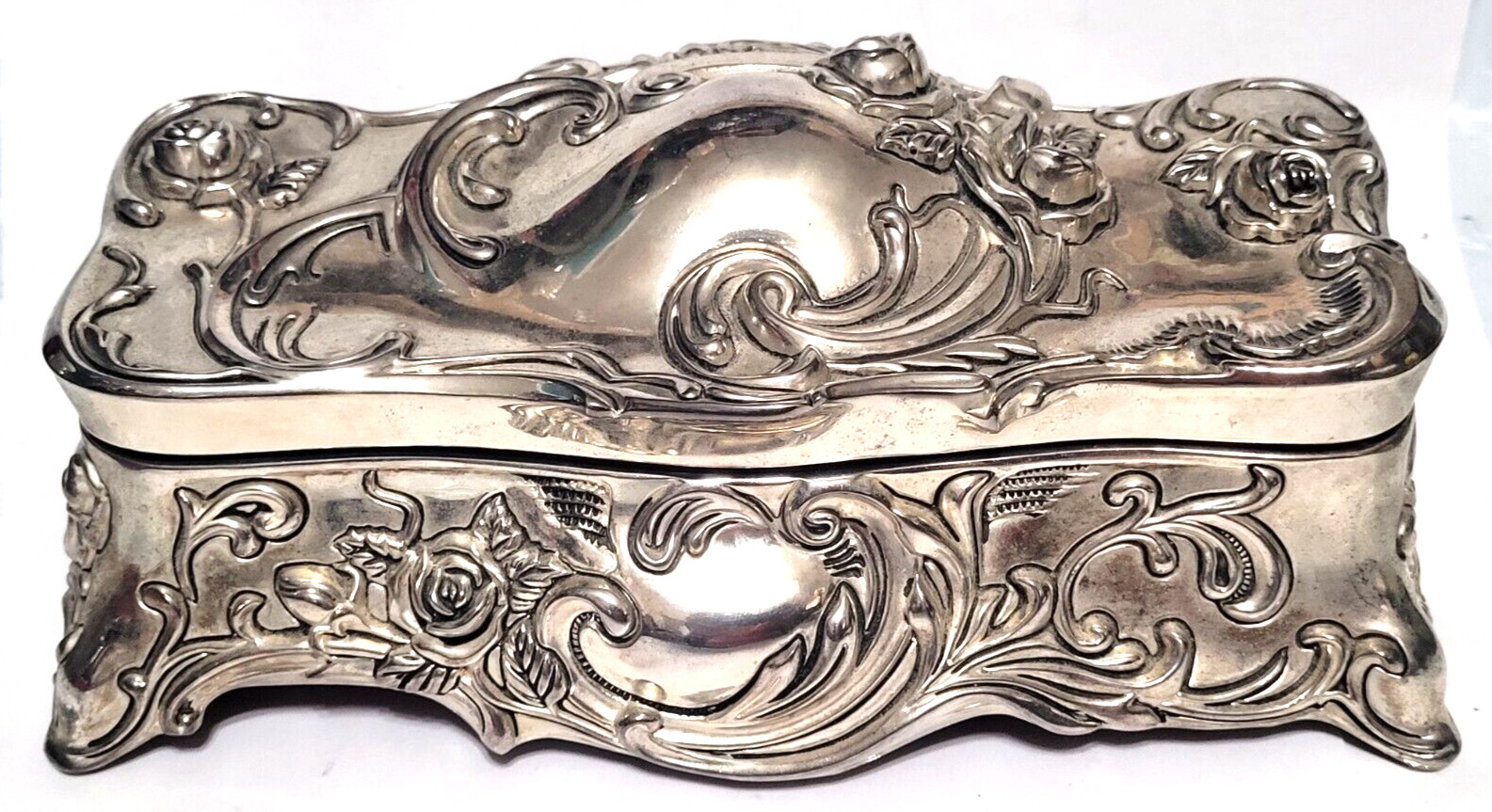 Vintage Godinger Silverplate Floral Trinket Jewelry Hinged Box Art Nouveau style Vintage Godinger Silverplate Floral Trinket Jewelry Hinged Box Art Nouveau style