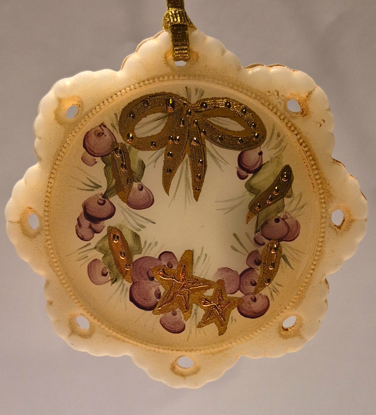 Fenton Hand Painted Signed  Glass Wreath Christmas Ornament 2002