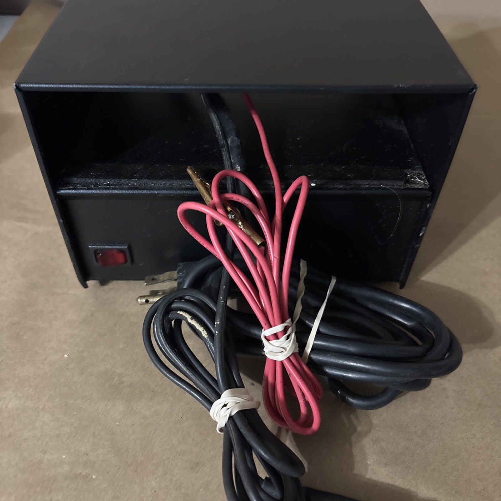 Astron Sl11Rra Astron - Sl11Rra Slim Linear 11 Amp Power Supply For Motorola Astron Sl11Rra Astron - Sl11Rra Slim Linear 11 Amp Power Supply For Motorola