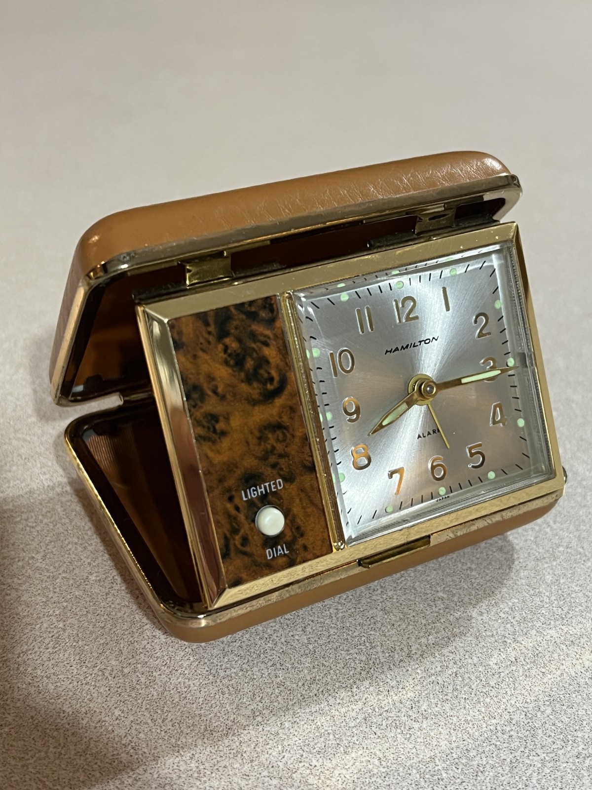 Vintage Wind-up Hamilton Travel Alarm Clock Analog W Light and Alarm: Vinyl Case