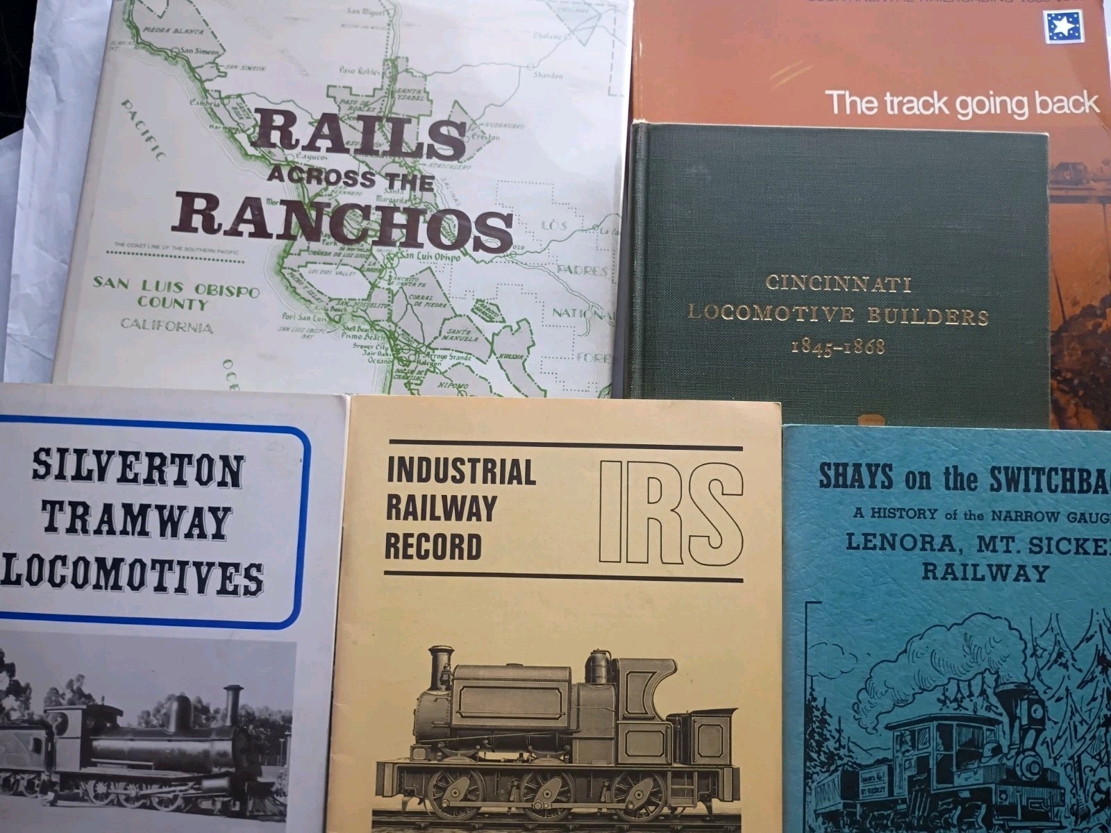 Lot Of 6 Vintage Locomotive Books And Booklets (1073)