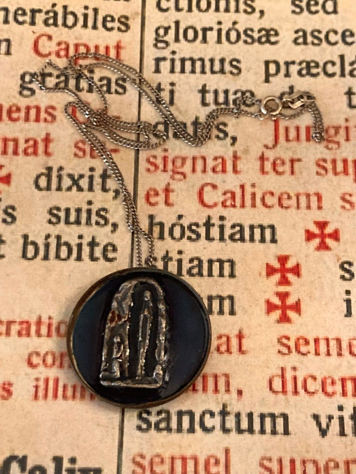 RARE RELIC / ex-voto Lourdes : Stunning with sterling silver chain marked 925 