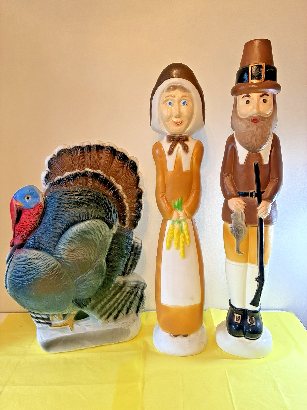 Blow Mold Thanksgiving Set Vintage Don Featherstone Pilgrims & Turkey
