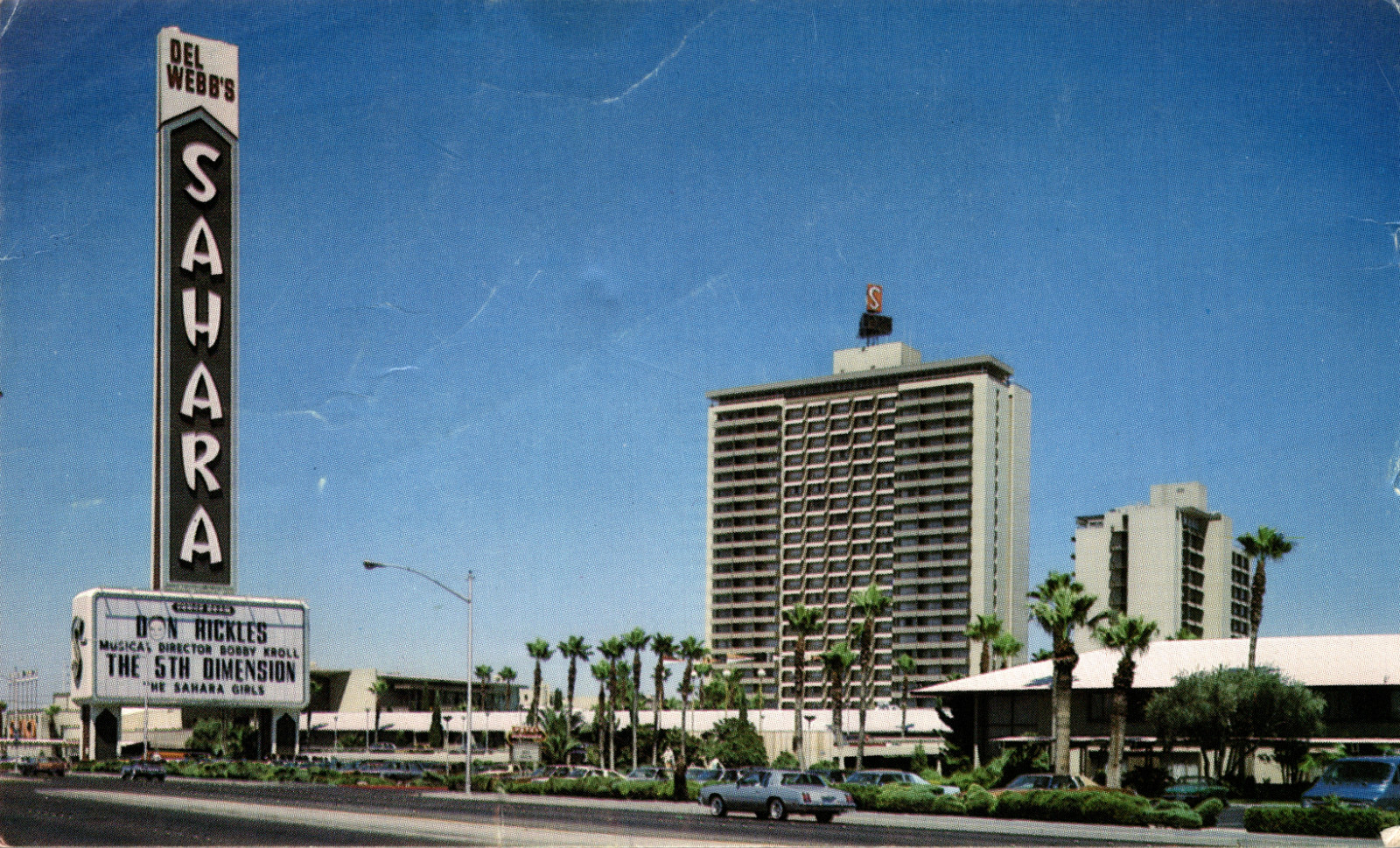 c.1970s Del Webb\'s Sahara Hotel & Casino Las Vegas NV Postcard Chrome Unused