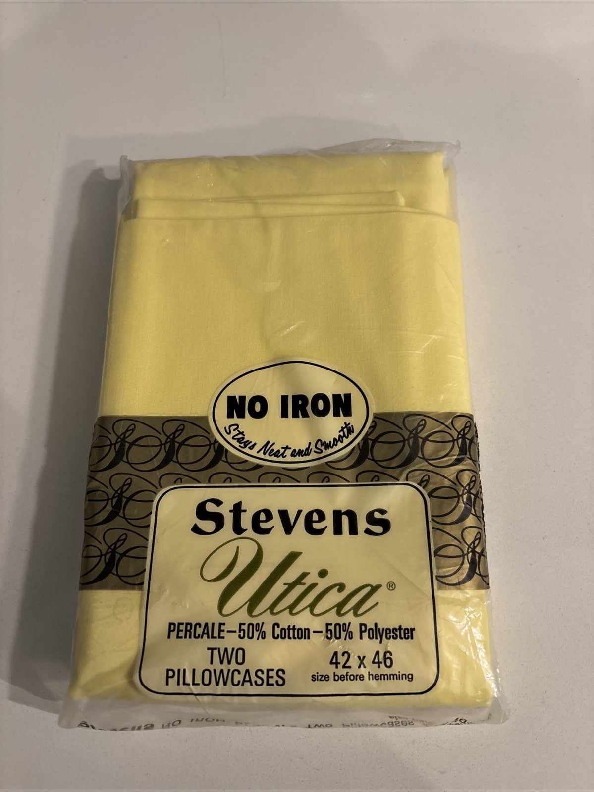 VTG Utica Steven’s Mellow YELLOW KING Size 42x46 Pillowcase Set  NIP