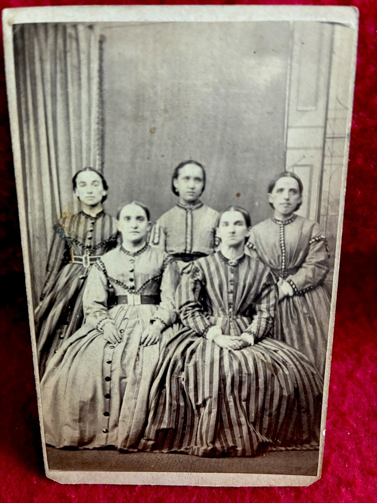  CDV 1860-80’s Five Women - Sisters??- No Photog or location