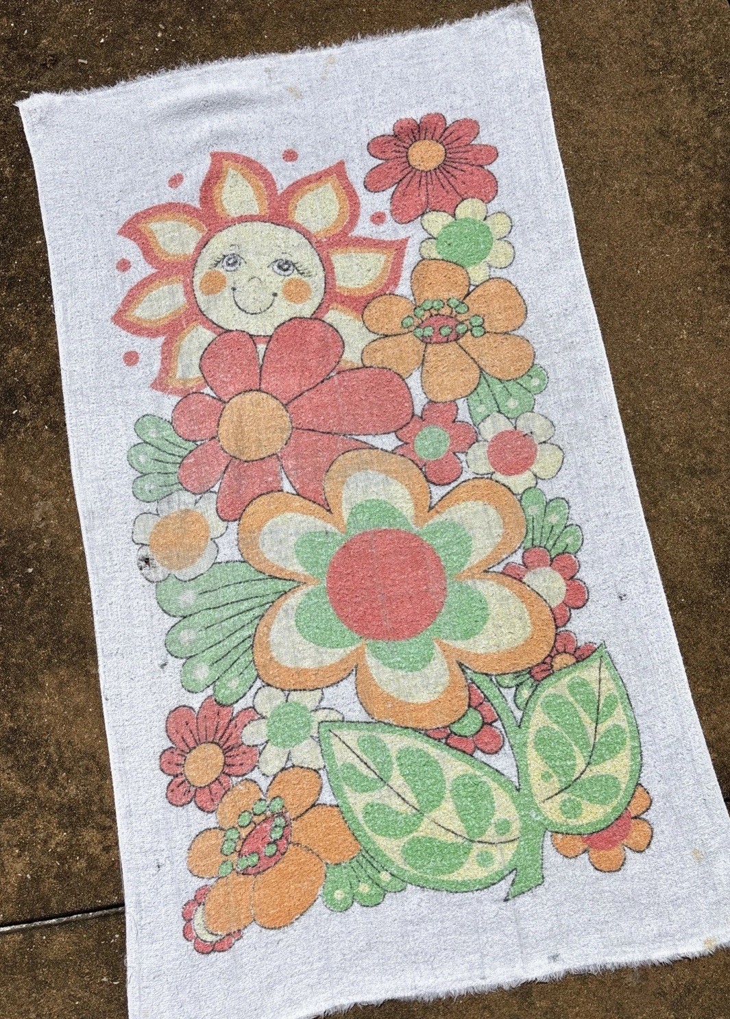 VTG Rare Groovy Pop Art Beach Towel Hippie Smiley Face Flower Power Cutter AS IS