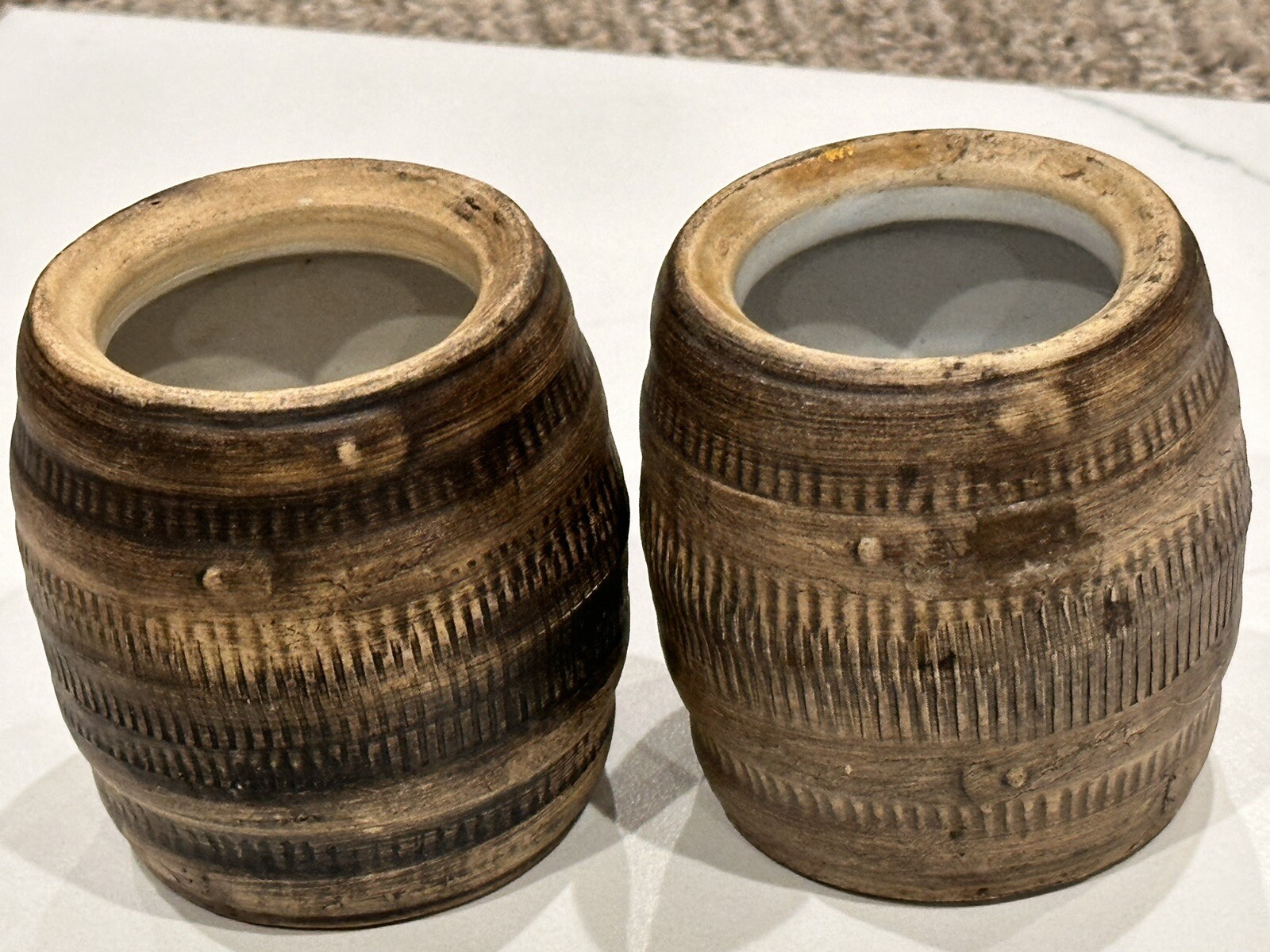 UHL ART POTTERY WHISKEY BARREL KEG WINE MUG CASK VINTAGE HUNTINGBURG IN LOT 2 EU